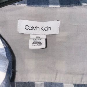 Calvin Klein men’s causal button down.